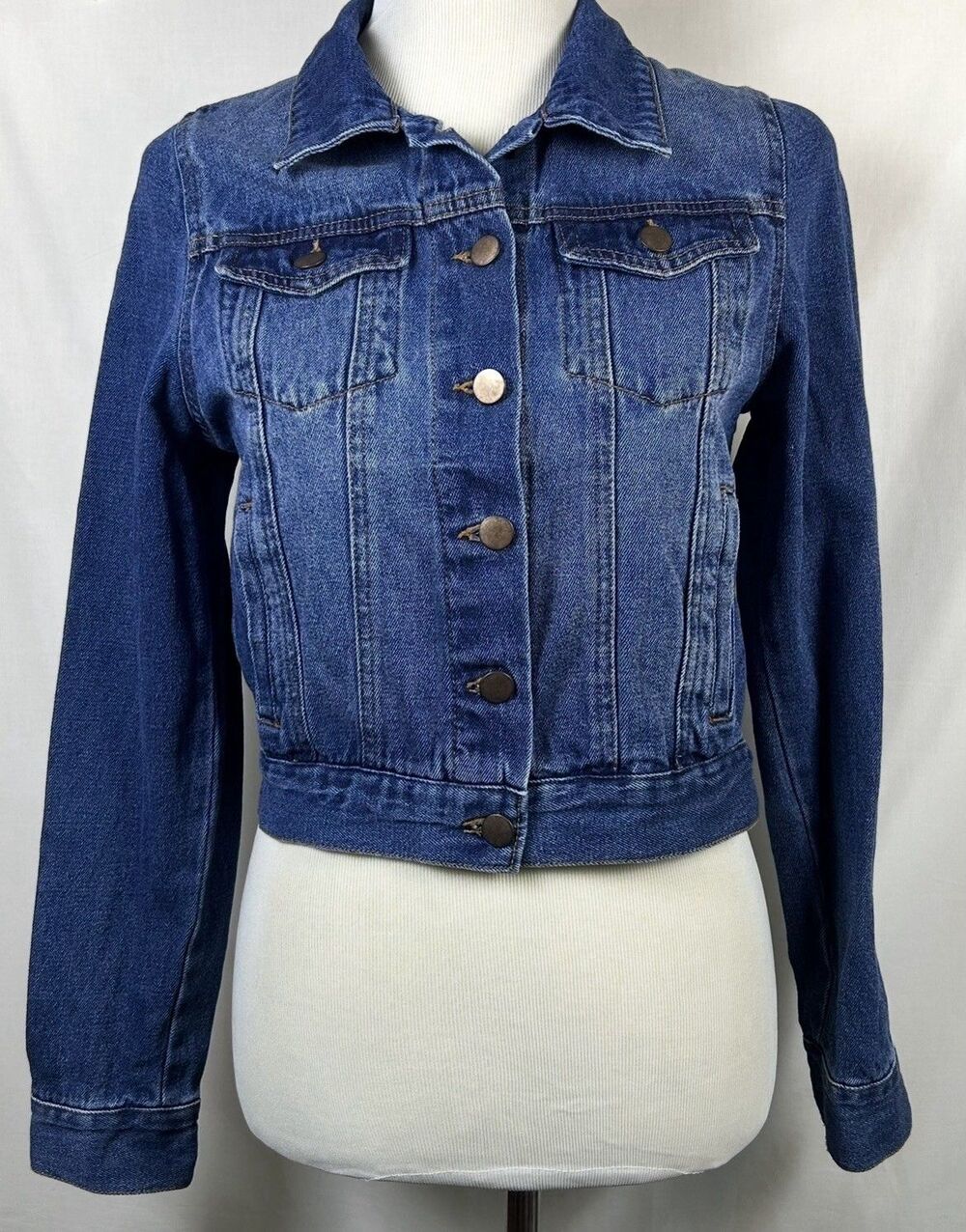 BEE & CECI Women’s Premium Denim Jacket Blue Jeans Trucker Coat Medium M Classic